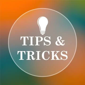 Tips and tricks icon. Internet button on colored  background.. Illustrazione stock