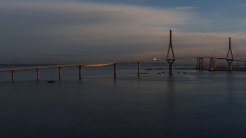 Tir on the bridge (4K) Vidéo 120008604