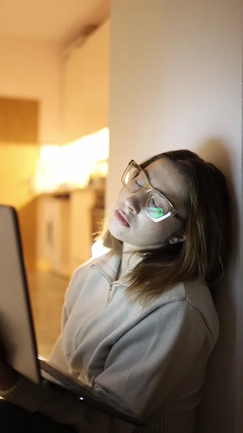Tired student struggles to keep focus Video stock 334053491