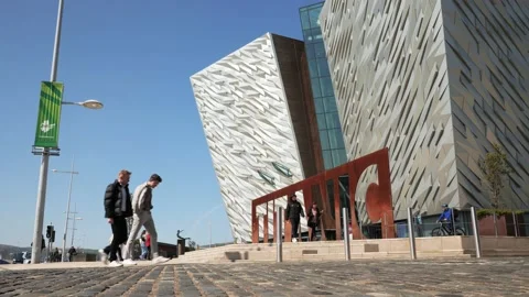 Titanic Belfast Building Vídeo Stock 195227364