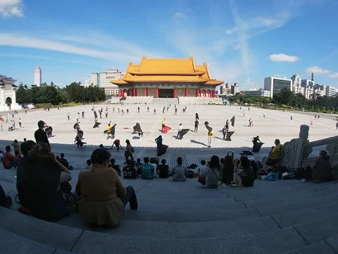 Title Flag Bearers Practicing at Liberty Square, Taipei, Taiwan (4th Jan 2020) 库存影片 344043595