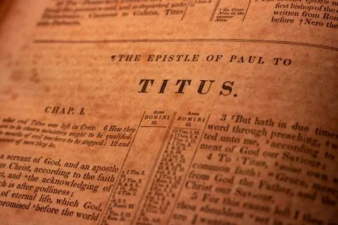 Titus 写真素材