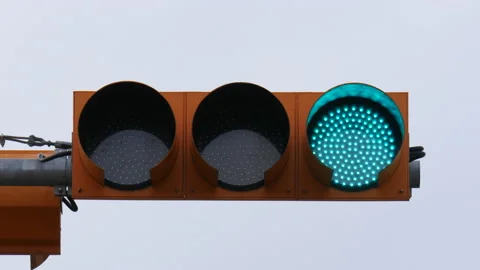 T/L Changing light red to green to red traffic light like broken, Yeongc Stock Footage 164007027