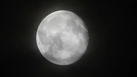 T/L HD Moving moon in mid night Stock Footage 162597044