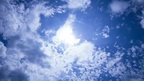 T/L Moving beautiful clouds under the sun at sky Video stock 162589531