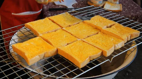 Toast 스톡 동영상 34007628