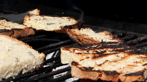 Toasted bread Видео 48980625