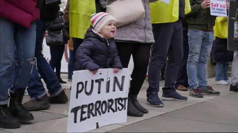 Toddler Protest with Placard, Falls Over Ukraine Demonstration London UK  Stock-Footage 171425880