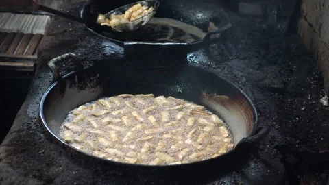 Tofu frying process Stock Footage 288671032