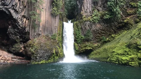 Toketee Falls Oregon Video stock 152485575