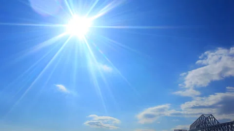 Tokyo Gate Bridge, Rays of Sunlight, Birds, and Ships Видео 330396823