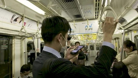 TOKYO GRABBING Video stock 94678397