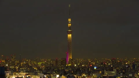 Tokyo Skytree Light Up: Elegance from Dusk to Night Video stock 327618855