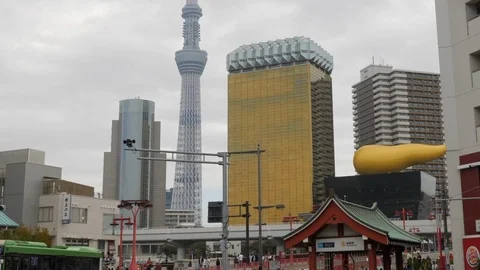 Tokyo Skytree slow tilt up Stock Footage 117271767