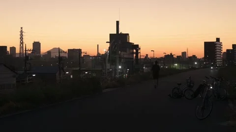 Tokyo sunset from Arakawa river overlooking Mt Fuji, HD 動画素材 171275643
