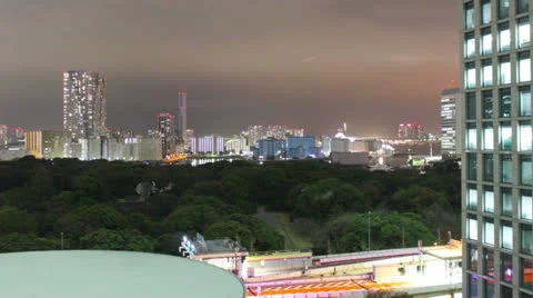 Tokyo time lapse overlooking Hamarikyu gardens 스톡 동영상 25822305