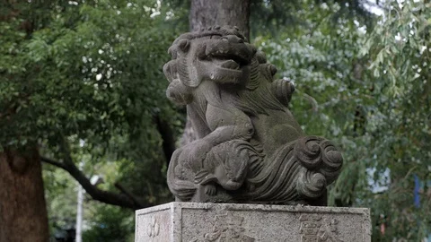 Tokyo Ueno Park statue close up Stock Footage 117270549
