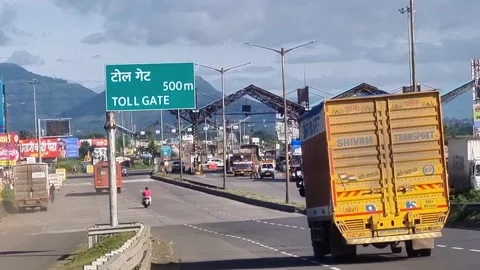 Toll gate 500m Vídeo Stock 317947222