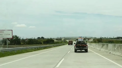 Toll road traffic Video stock 170836033