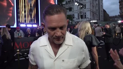 Tom Hardy praises working with co-stars at premiere of Mobland Season Two Vídeos de archivo 345171112
