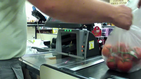 Tomato check out 動画素材 26682893