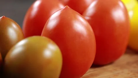 Tomato closeup Stock Footage 139872322