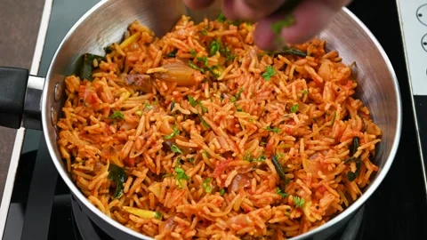 Tomato rice dish Stockbeeldmateriaal 293450110