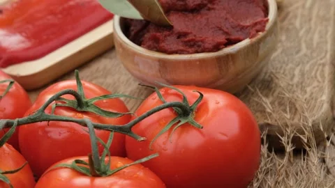 Tomato ripe paste Video stock 260162971