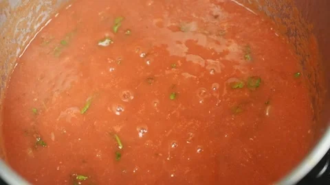 The tomato sauce is boiling in the pan. Stock Footage 202072628