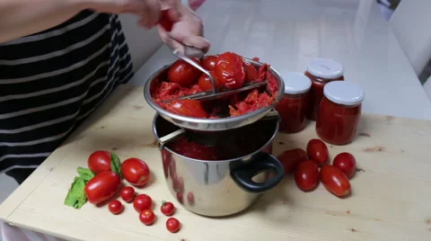 Tomato sauce Stock Footage 66428085