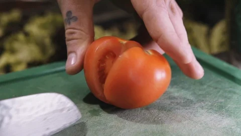 Tomato Sliced in Half Video stock 102281918
