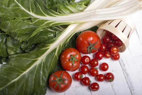 Tomato surround chard Foto stock