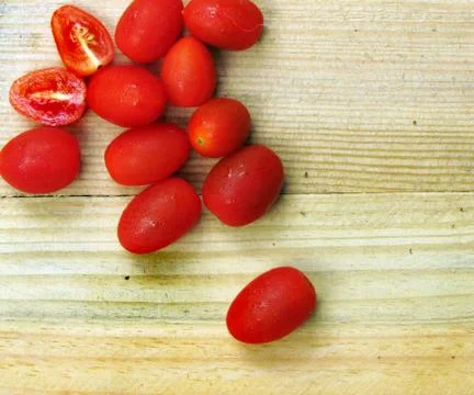 TomatoBunchTopLeft Stock Photos