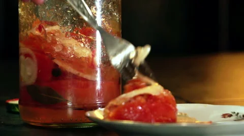 Tomatoes with onion in the jelly Video stock 59311901