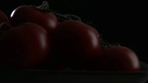 Tomatoes. Red tomatoes in the plastic plate Video stock 78021523