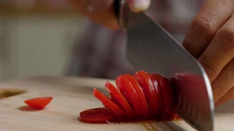 Tomatoes Wooden Board Kitchen Background Camera Spinning Around Vidéo 160140305
