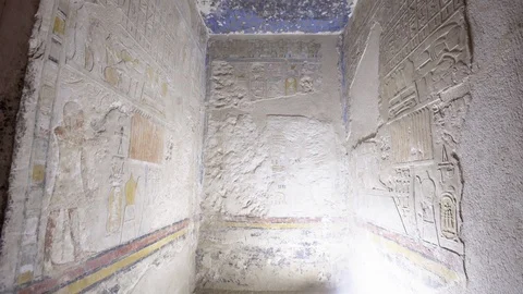 Tomb inside 動画素材 93761521