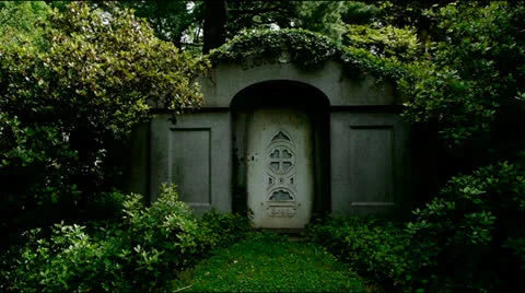 Tomb with White Door Video stock 24144151