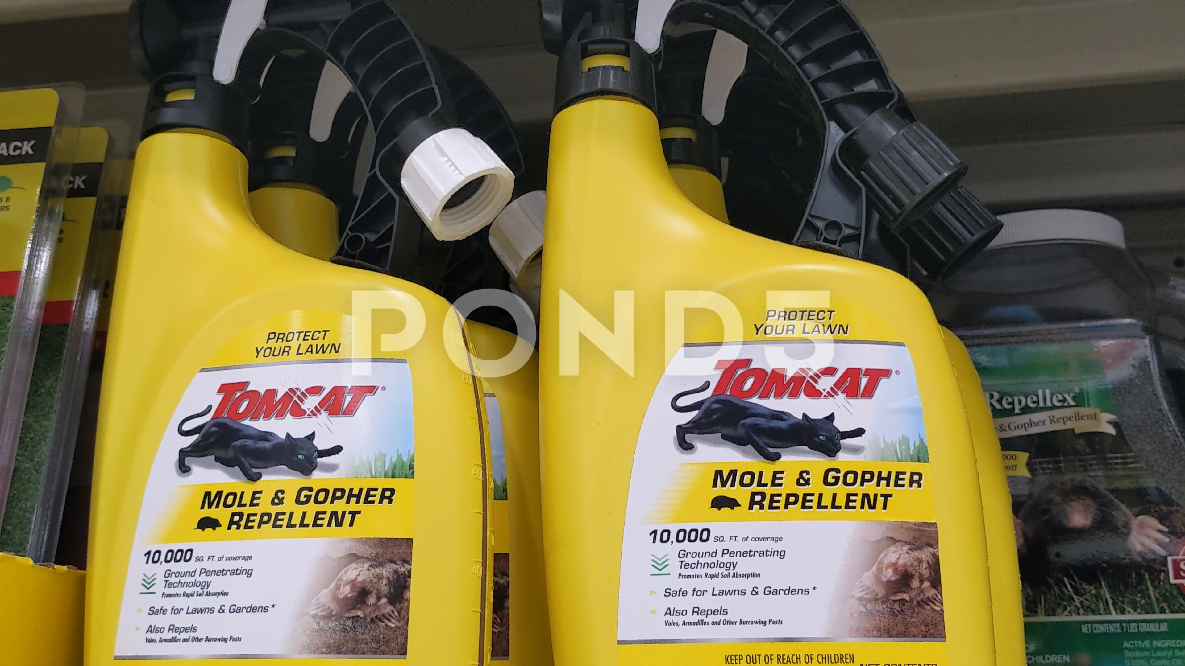 TOMCAT Mole and Gopher Repellent at