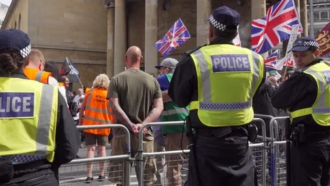 Tommy Robinson outside the BBC studio in London. 08/03/19 Stock Footage 114061208
