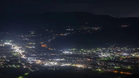 Tono City Night View Timelapse, High Angle View and Road Traffic, Japan 库存影片 334557546