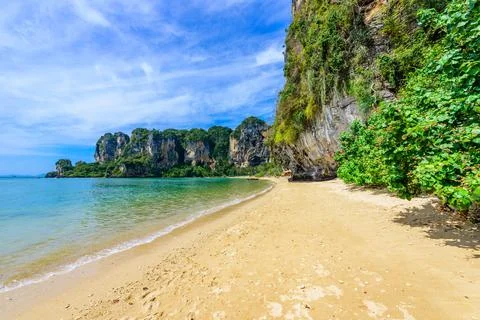Tonsai beach  - about 5 minutes walk from Railay Beach - at Ao Nang - paradis Stockfoto's
