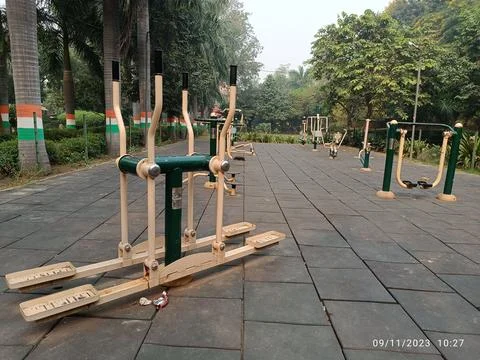  Tool for leg and hand exercise in the open Gym in a garden of Noida,  Uttar Pra Stock Photos