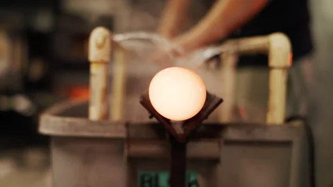 Tools being water cooled in a studio Stock Footage 138406774