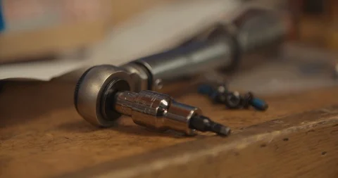 Tools 動画素材 105874323