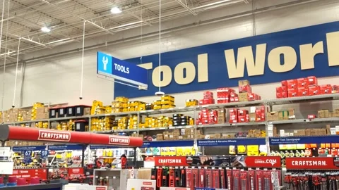Tools - Tool world Area of Lowe's Retail Store Vidéo 136635739