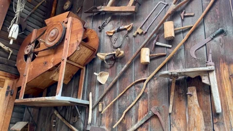 Tools on wall video Stock-Footage 253315388