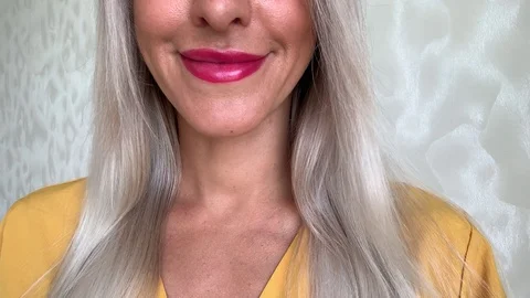 Tooth implantation. 库存影片 113781545