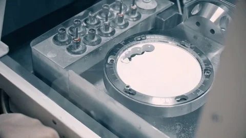 A tooth prosthesis made by machine Video stock 73721935