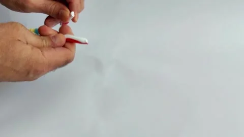 Toothbrush Handle Breaks Mid-Grip- Fragile Plastic Moment Video stock 320042213